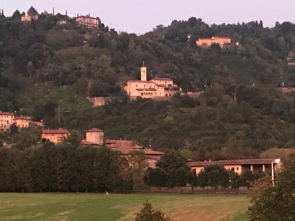 B&B I Colli Di Bergamo Alta Valbrembo Extérieur photo